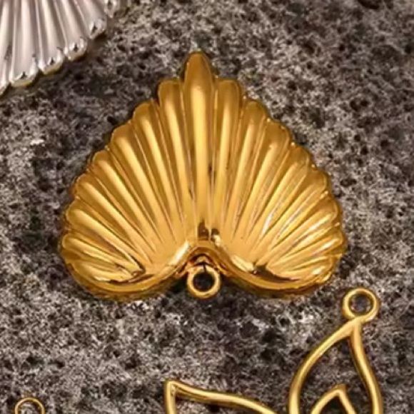 Pearl Flower Heart Series 1 Pendant Stainless Steel Waterproof - Picture 8 of 12